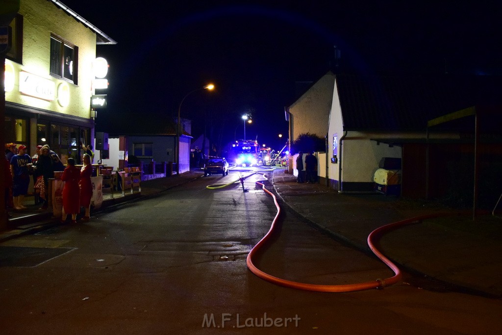 Feuer 2 Koeln Porz Langel Hinter der Kirche P021.JPG - Miklos Laubert